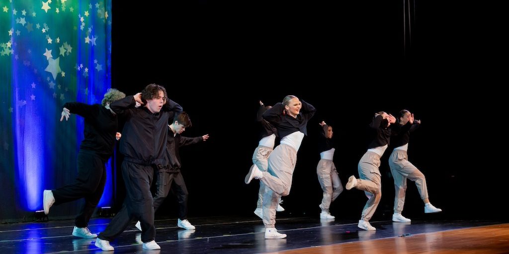 Easy Hip Hop Dance Moves Anyone Can Learn