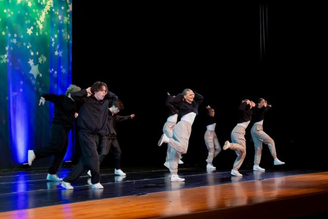 Easy Hip Hop Dance Moves Easy Hip Hop Dance Moves Anyone Can Learn