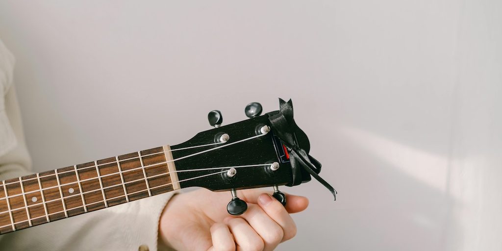 Tune a Ukulele with a Tuner